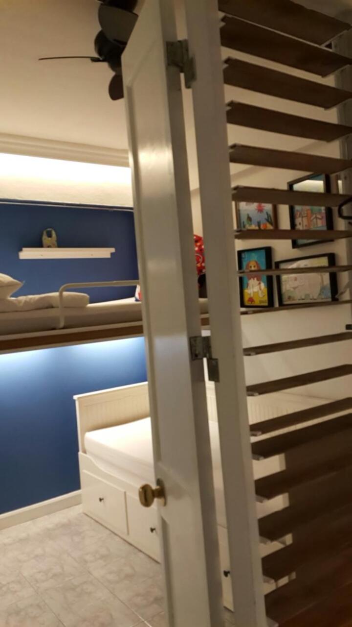 Хостел Bed In Town Чіангмай Екстер'єр фото